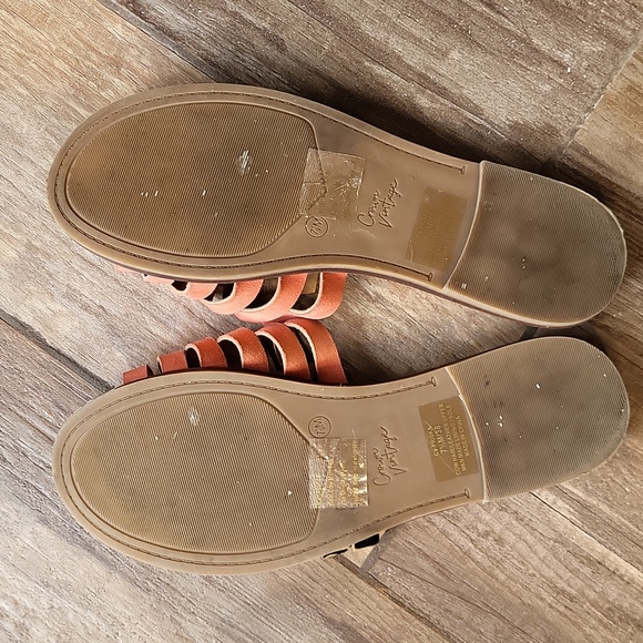 Crown Vintage Animal Print Cow Hair and Coral Leather Sandal Slides, 7.5 - Picture 9 of 11